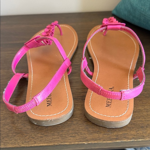 Merona Fuchsia Ruched Sandals - Picture 2 of 3